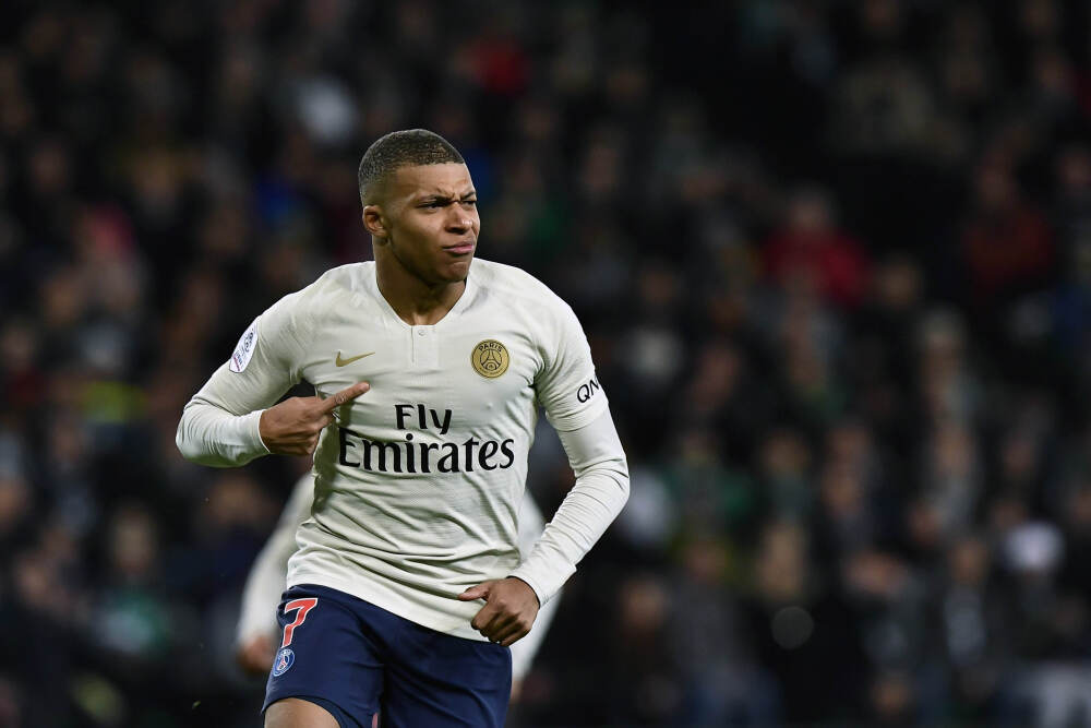 商务办公“稳”选! 联想启天M470: 性能、安全、体验拉满的职场利器